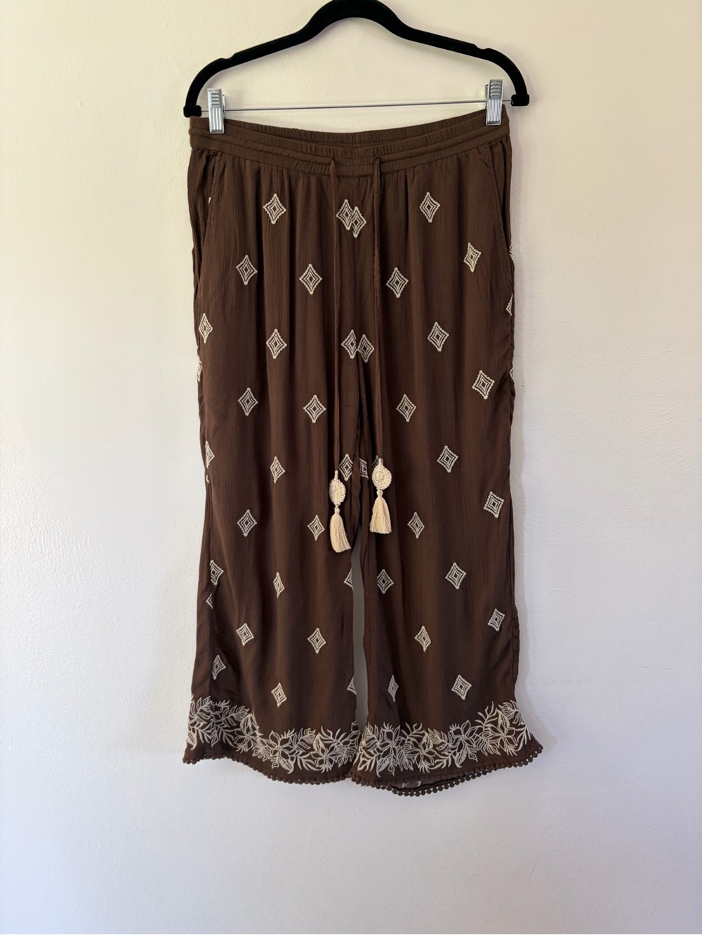 Sundance Brown Embroidered Pull-On Crochet Tassel Cropped Wide Leg Pants Small